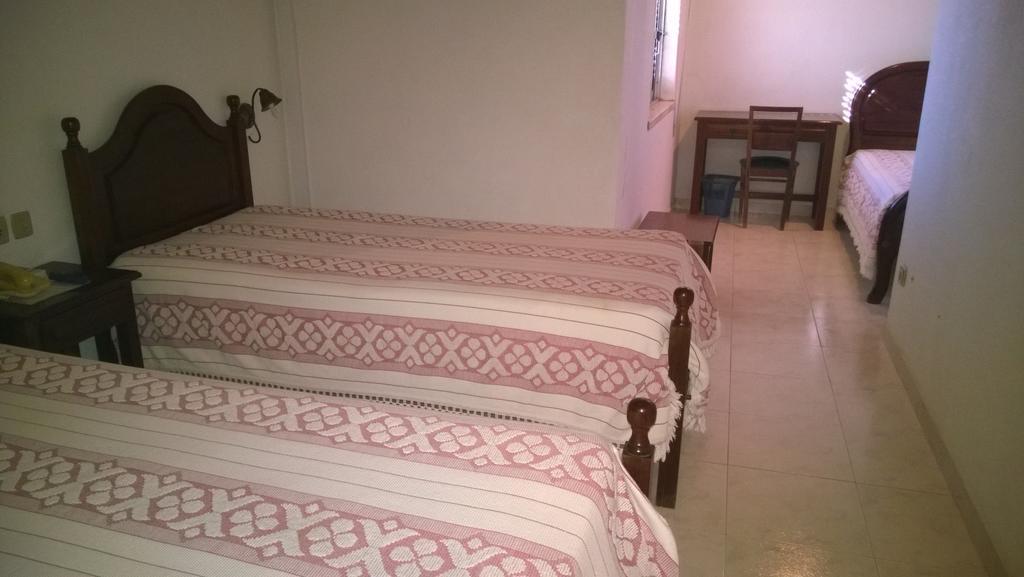 Residencial Gabriel Otel Santiago do Cacém Oda fotoğraf